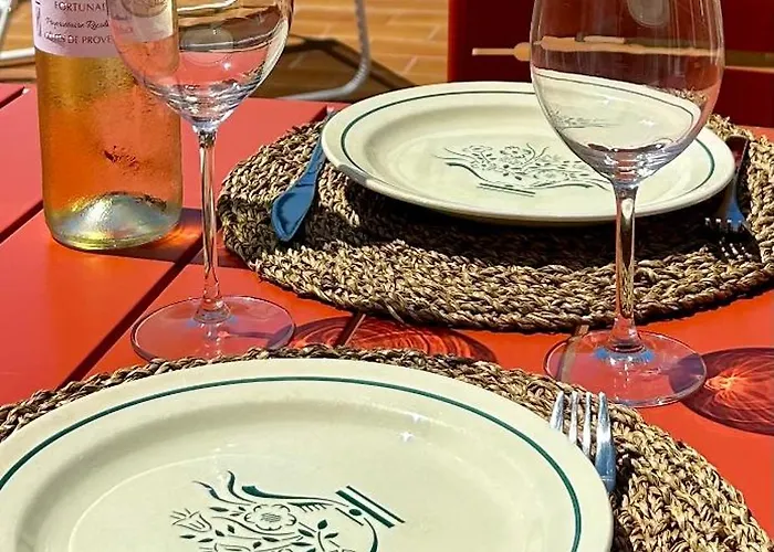 Exclusive Floor - * Nice